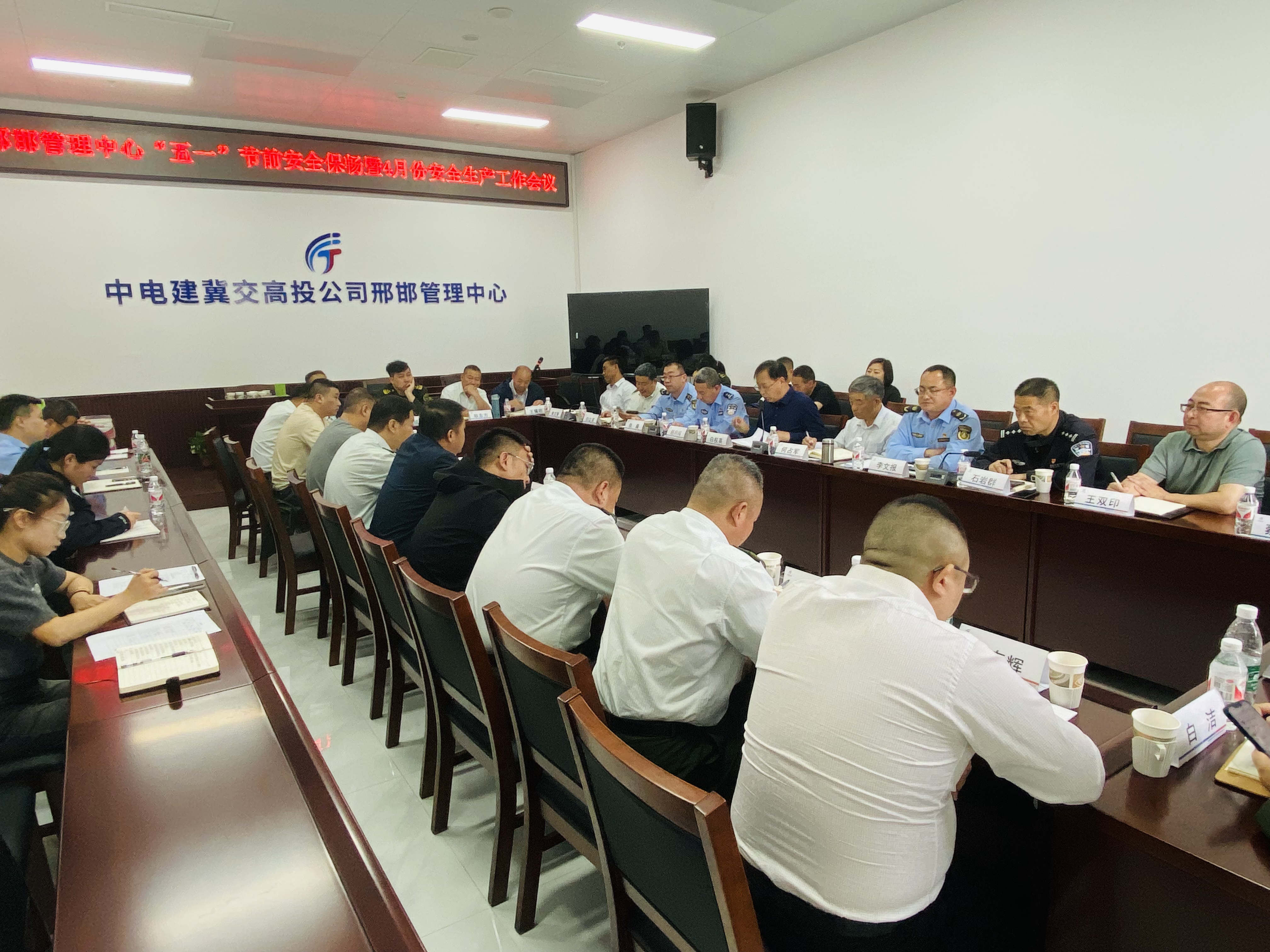 d4dff5ecfcdbcafbc4617f25db89a63.jpg d4dff5ecfcdbcafbc4617f25db89a63.jpg