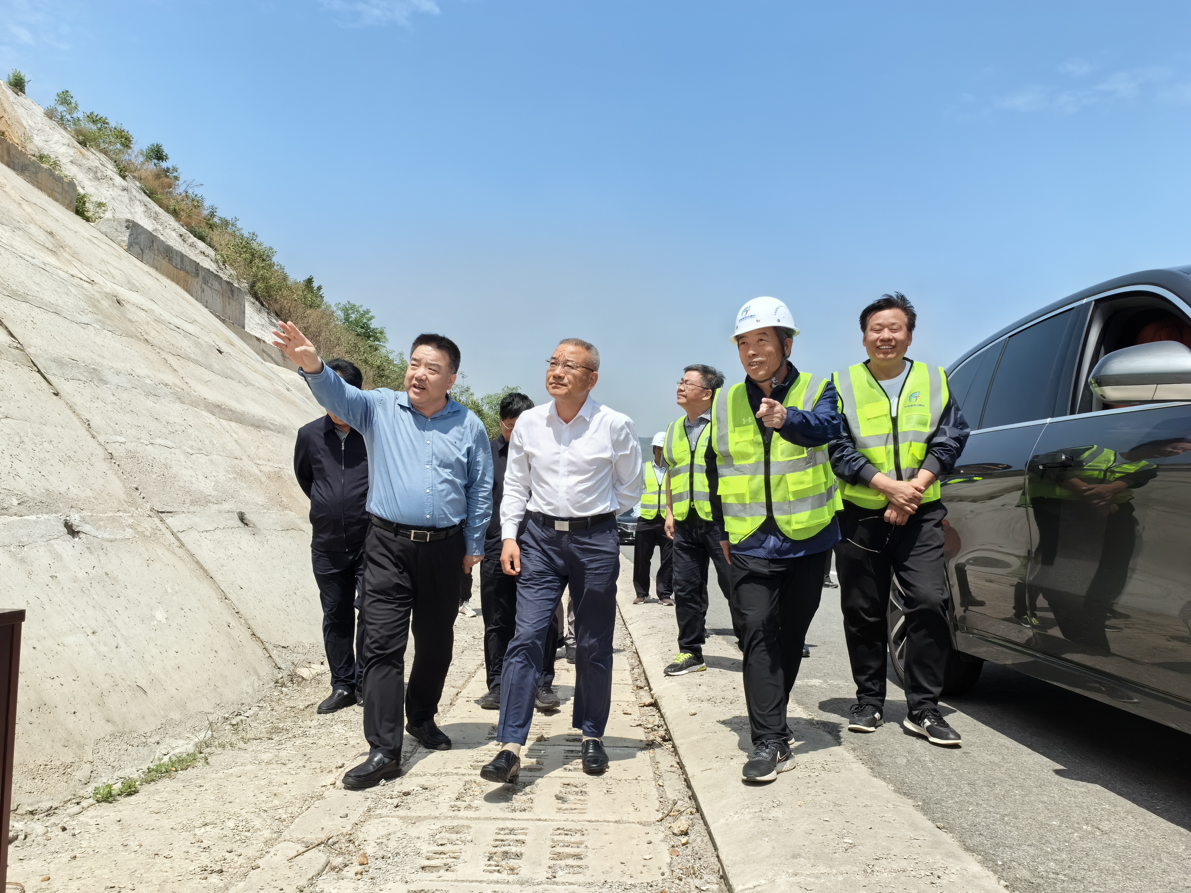 _cgi-bin_mmwebwx-bin_webwxgetmsgimg &MsgID=8969235279397392088&skey=@crypt_47c0384a_b3adc79a1418e3d25011baf575d9635e&mmweb_appid=wx_webfilehelper.jpg