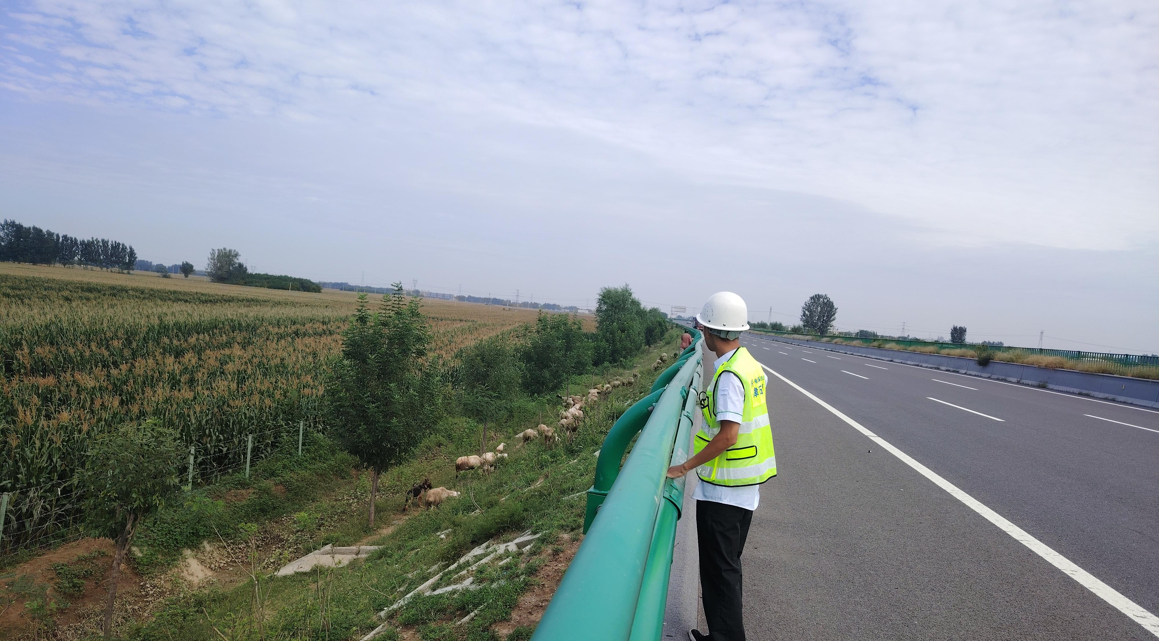 c60e203b81f78e5335262c601030c87.jpg c60e203b81f78e5335262c601030c87.jpg