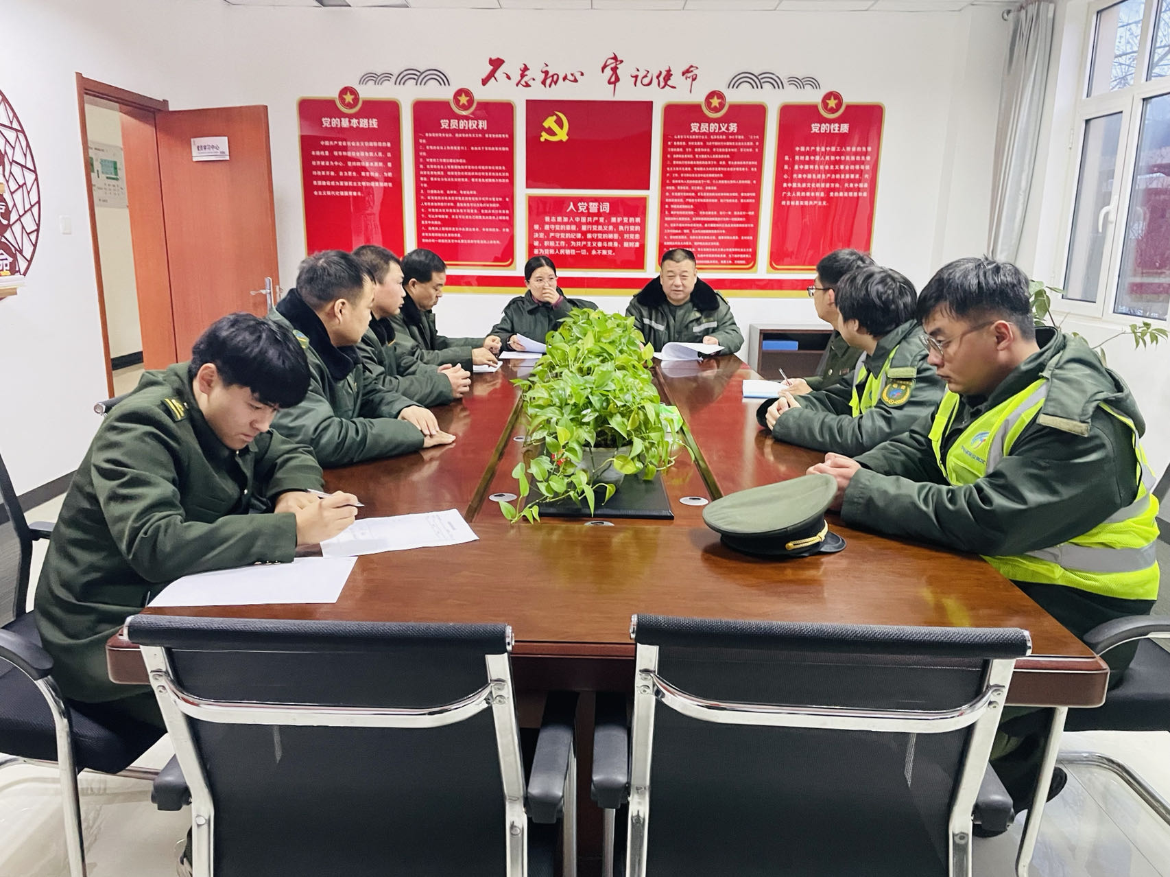 f900a77ed05973d5154505a5bbeaf85.jpg f900a77ed05973d5154505a5bbeaf85.jpg